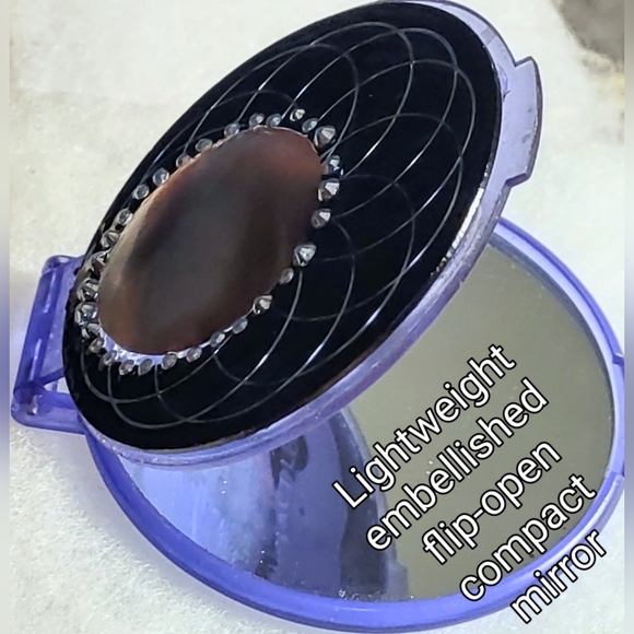 Upcycled Embellished Round Circular Mirror Case - Picture 10 of 16